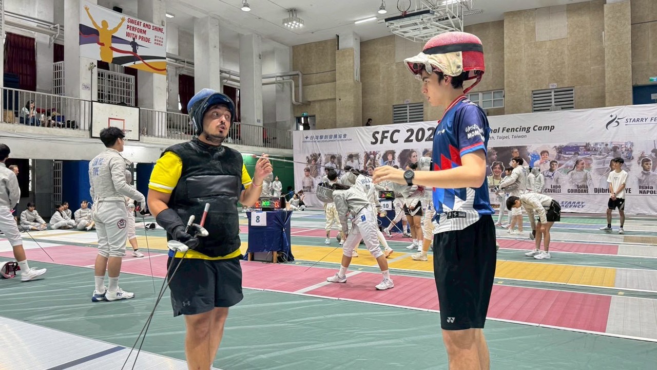 Saif Nordin in a training session with Coach Simone Biondi at the SFC International Training Camp. Source: Starry Fencing Club / News Desk Asia file photo 