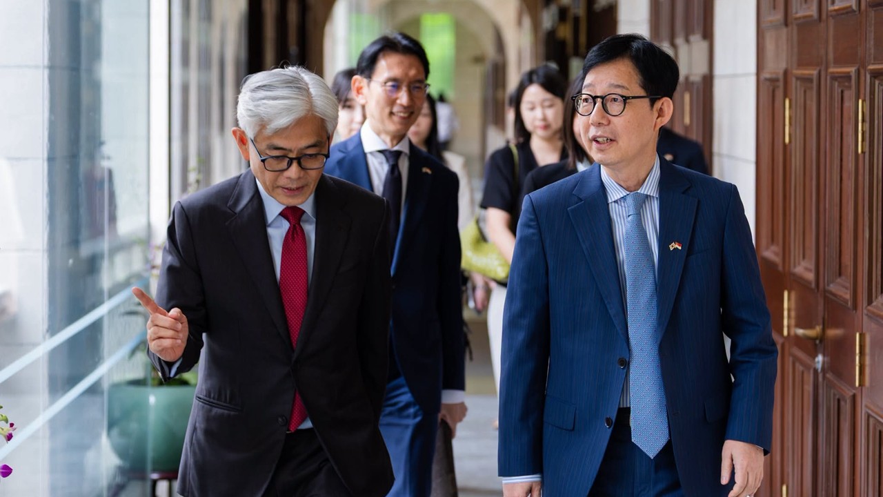 Singapore, South Korea deepen strategic cooperation ahead of ASEAN chairmanship