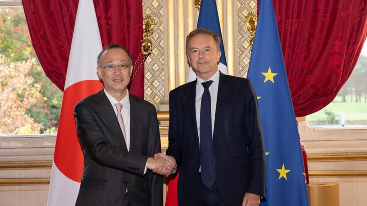 Japan and France Deepen Security and Trade Cooperation