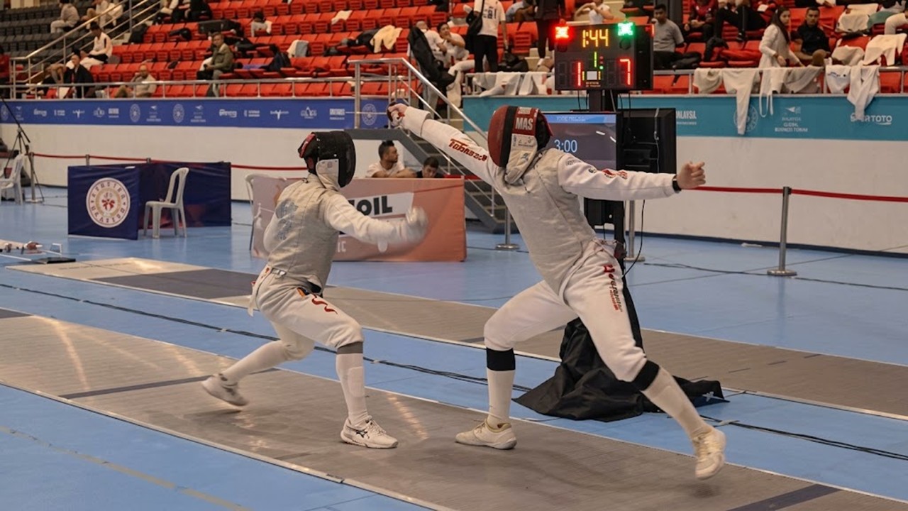 Confessions of a Travelling Fencer: Samsun, Singapore & SUKMA a busy season.